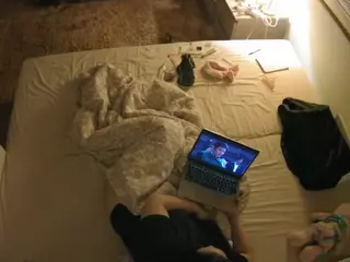 Julmodels Bedroom-C3's Live Sex Cam Show