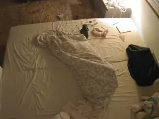 Julmodels Bedroom-C3's Live Sex Cam Show