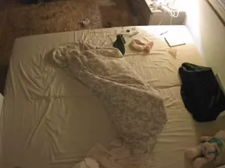 Julmodels Bedroom-C3's Live Sex Cam Show