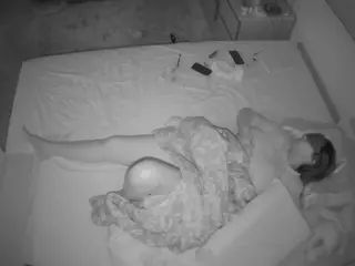 Julmodels Bedroom-C3's Live Sex Cam Show
