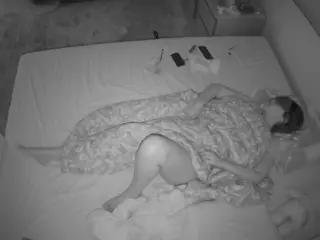 Julmodels Bedroom-C3's Live Sex Cam Show