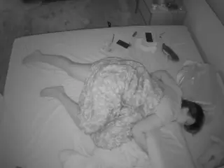 Julmodels Bedroom-C3's Live Sex Cam Show