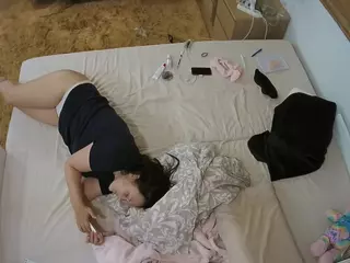 Julmodels Bedroom-C3's Live Sex Cam Show