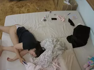 Julmodels Bedroom-C3's Live Sex Cam Show