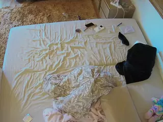 Julmodels Bedroom-C3's Live Sex Cam Show