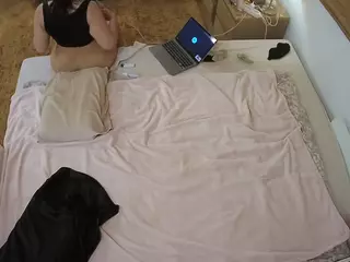 Julmodels Bedroom-C3's Live Sex Cam Show