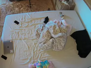 Julmodels Bedroom-C3's Live Sex Cam Show