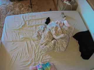 Julmodels Bedroom-C3's Live Sex Cam Show