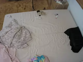 Julmodels Bedroom-C3's Live Sex Cam Show