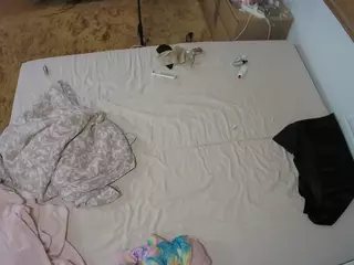 Julmodels Bedroom-C3's Live Sex Cam Show