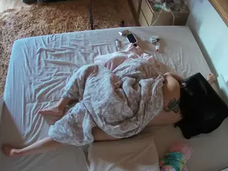 Julmodels Bedroom-C3's Live Sex Cam Show