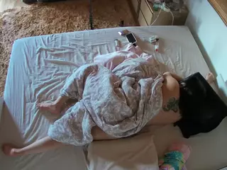 Julmodels Bedroom-C3's Live Sex Cam Show