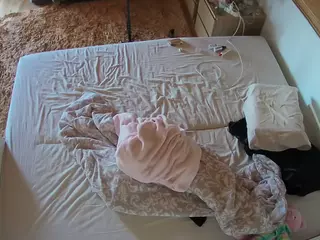 Julmodels Bedroom-C3's Live Sex Cam Show