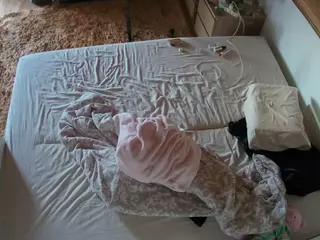 Julmodels Bedroom-C3's Live Sex Cam Show