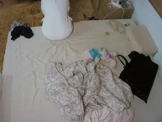 Julmodels Bedroom-C3's Live Sex Cam Show