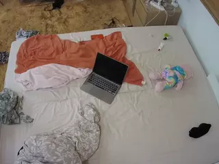 Julmodels Bedroom-C3's Live Sex Cam Show