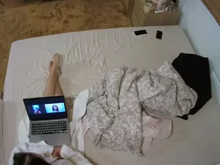 Julmodels Bedroom-C3's Live Sex Cam Show