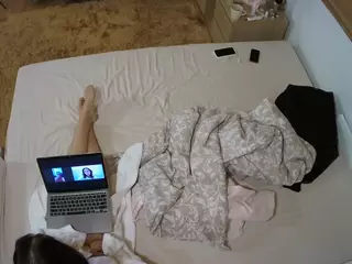 Julmodels Bedroom-C3's Live Sex Cam Show