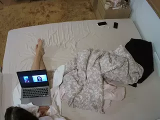 Julmodels Bedroom-C3's Live Sex Cam Show