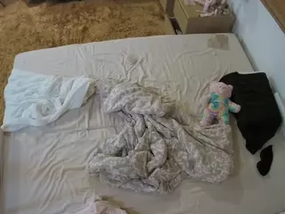 Julmodels Bedroom-C3's Live Sex Cam Show