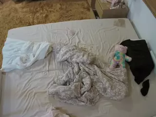 Julmodels Bedroom-C3's Live Sex Cam Show