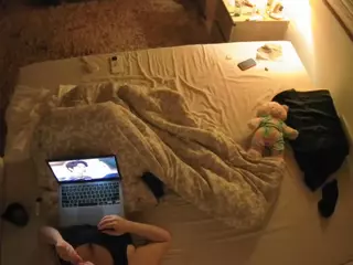 Julmodels Bedroom-C3's Live Sex Cam Show