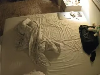 Julmodels Bedroom-C3's Live Sex Cam Show