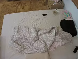 Julmodels Bedroom-C3's Live Sex Cam Show