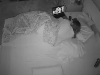 Julmodels Bedroom-C3's Live Sex Cam Show