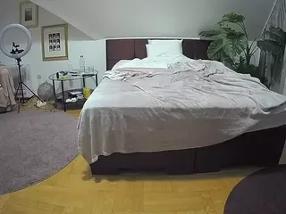 Julmodels Bedroom-A 2's Live Sex Cam Show