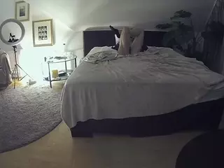 Julmodels Bedroom-A 2's Live Sex Cam Show