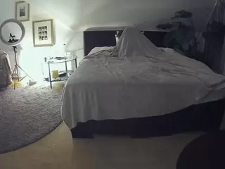 Julmodels Bedroom-A 2's Live Sex Cam Show