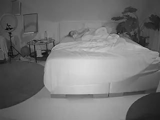 Julmodels Bedroom-A 2's Live Sex Cam Show