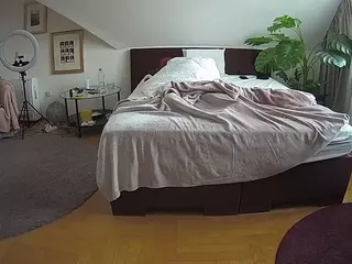 Julmodels Bedroom-A 2's Live Sex Cam Show