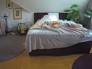 Julmodels Bedroom-A 2's Live Sex Cam Show