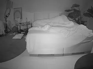 Julmodels Bedroom-A 2's Live Sex Cam Show