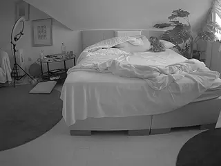 Julmodels Bedroom-A 2's Live Sex Cam Show