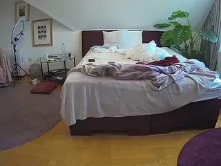 Julmodels Bedroom-A 2's Live Sex Cam Show