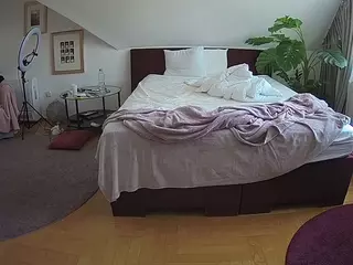 Julmodels Bedroom-A 2's Live Sex Cam Show