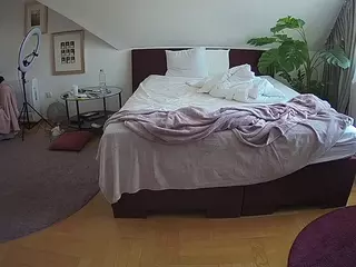Julmodels Bedroom-A 2's Live Sex Cam Show