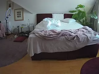 Julmodels Bedroom-A 2's Live Sex Cam Show