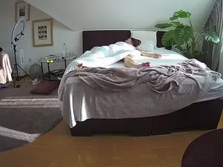 Julmodels Bedroom-A 2's Live Sex Cam Show