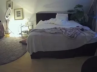 Julmodels Bedroom-A 2's Live Sex Cam Show
