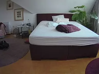 Julmodels Bedroom-A 2's Live Sex Cam Show