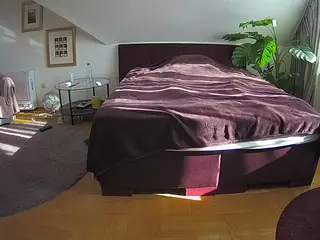 Julmodels Bedroom-A 2's Live Sex Cam Show