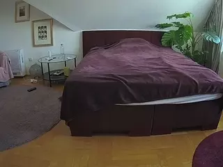 Julmodels Bedroom-A 2's Live Sex Cam Show