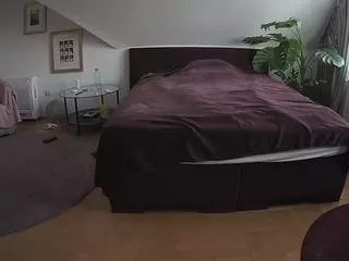 Julmodels Bedroom-A 2's Live Sex Cam Show