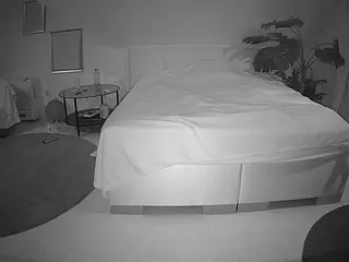 Julmodels Bedroom-A 2's Live Sex Cam Show