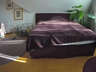 Julmodels Bedroom-A 2's Live Sex Cam Show