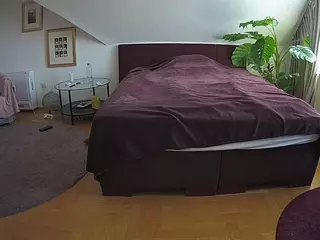 Julmodels Bedroom-A 2's Live Sex Cam Show
